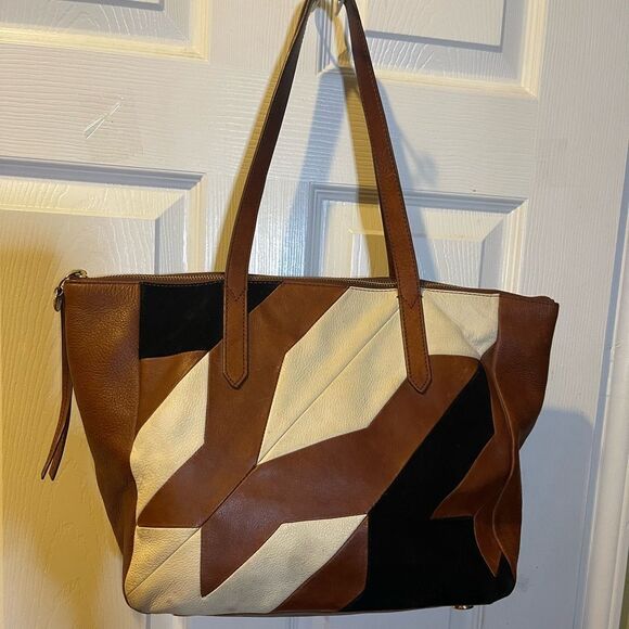 Fossil  Sydney leather Brown Patchwork tote beige & black  patchwork accents. - Picture 1 of 14